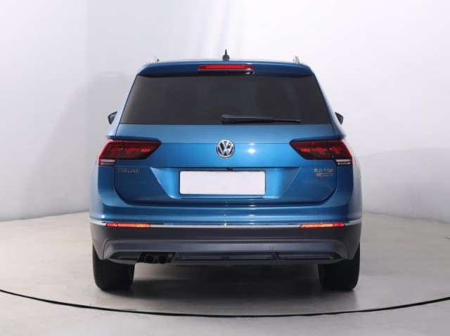 Volkswagen Tiguan  2.0 TDI 