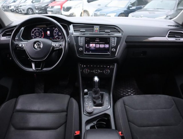 Volkswagen Tiguan  2.0 TDI 