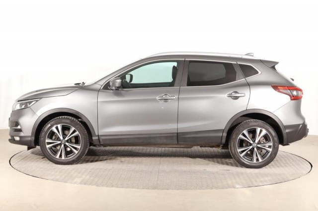 Nissan Qashqai  1.2 DIG-T N-Connecta