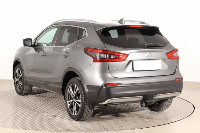 Nissan Qashqai  1.2 DIG-T N-Connecta
