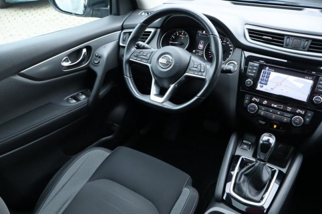 Nissan Qashqai  1.2 DIG-T N-Connecta