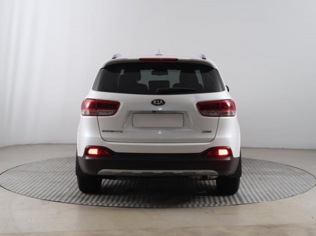 Kia Sorento  2.2 CRDi 