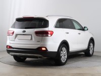 Kia Sorento  2.2 CRDi 