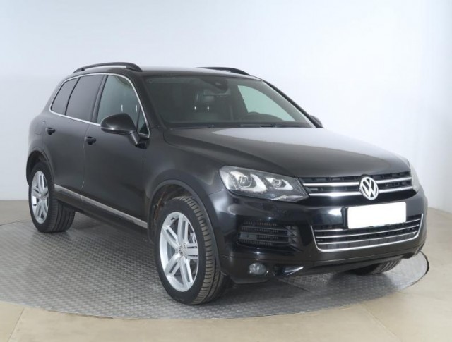 Volkswagen Touareg  3.0 TDI Business