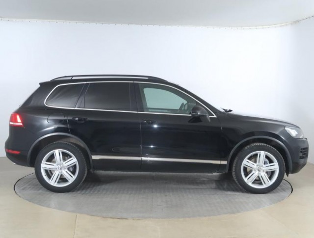 Volkswagen Touareg  3.0 TDI Business