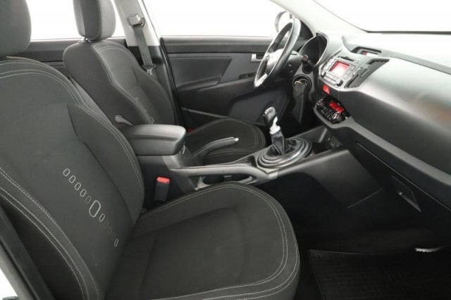 Kia Sportage  2.0 CRDi 