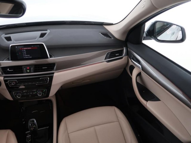 BMW X1  xDrive18d 