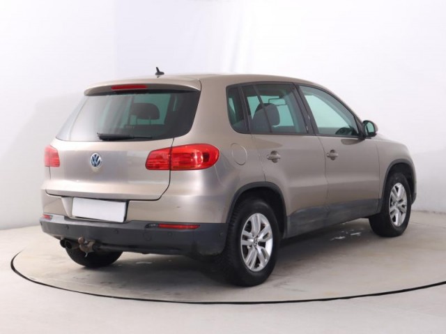 Volkswagen Tiguan  2.0 TDI 