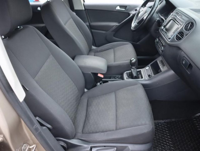 Volkswagen Tiguan  2.0 TDI 