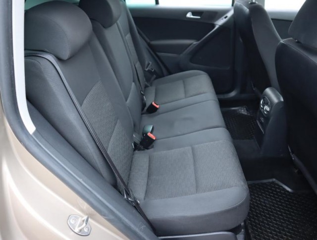 Volkswagen Tiguan  2.0 TDI 