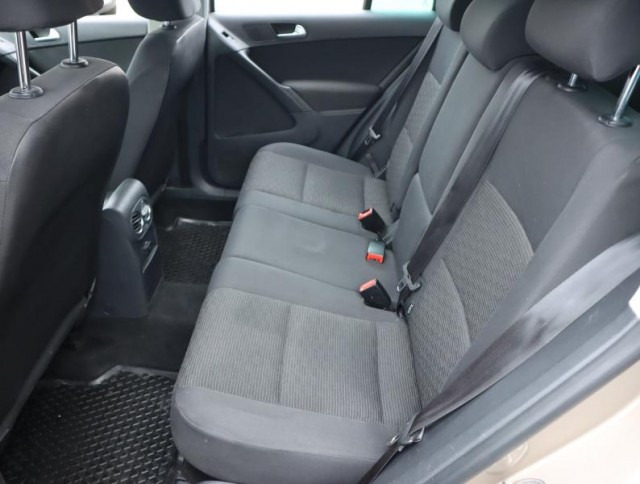 Volkswagen Tiguan  2.0 TDI 