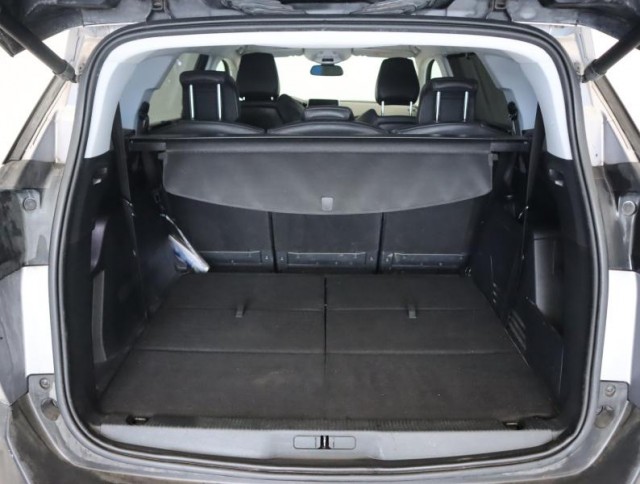Peugeot 5008  1.6 THP 