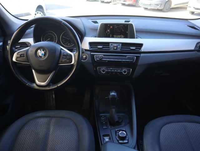 BMW X1  sDrive18d 