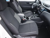 Nissan Qashqai  1.3 DIG-T 