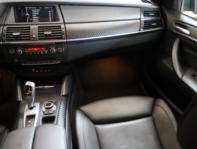BMW X6  xDrive40d M Paket
