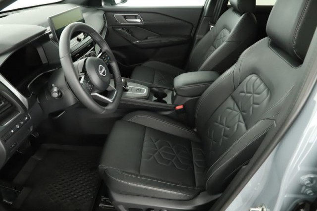 Nissan Qashqai  1.3 DIG-T MHEV Tekna