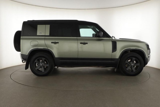 Land Rover Defender  D200 AWD 
