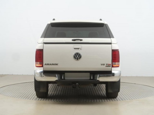 Volkswagen Amarok  V6 3.0 TDI 