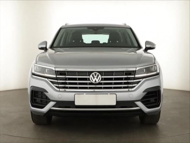Volkswagen Touareg  3.0 TDI R-Line
