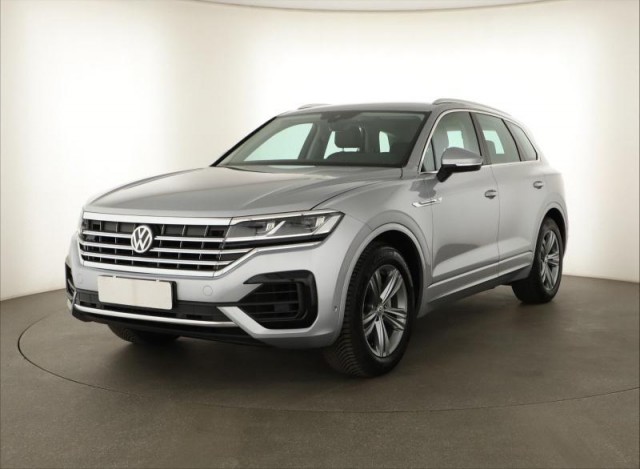 Volkswagen Touareg  3.0 TDI R-Line