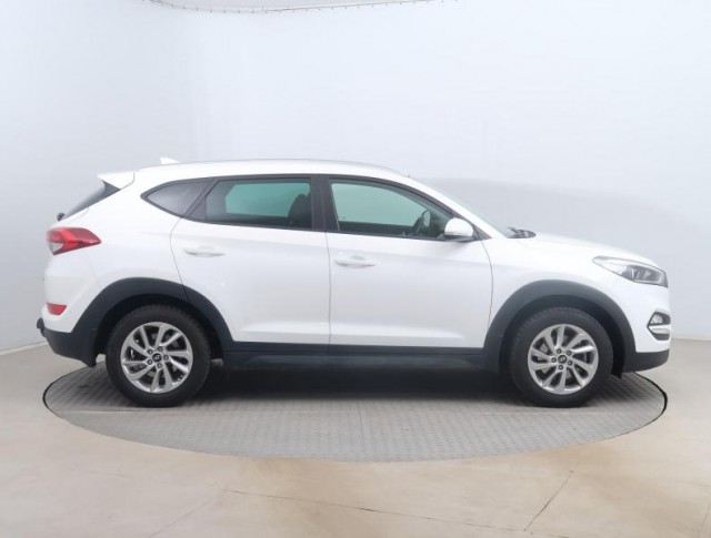Hyundai Tucson  1.7 CRDi 