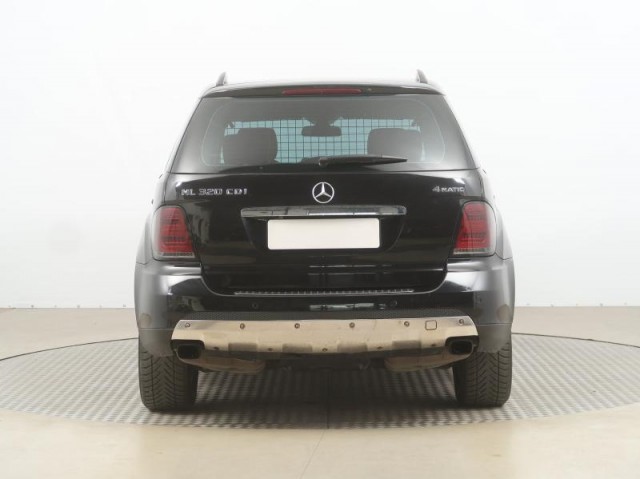 Mercedes-Benz ML  ML 320 CDI 