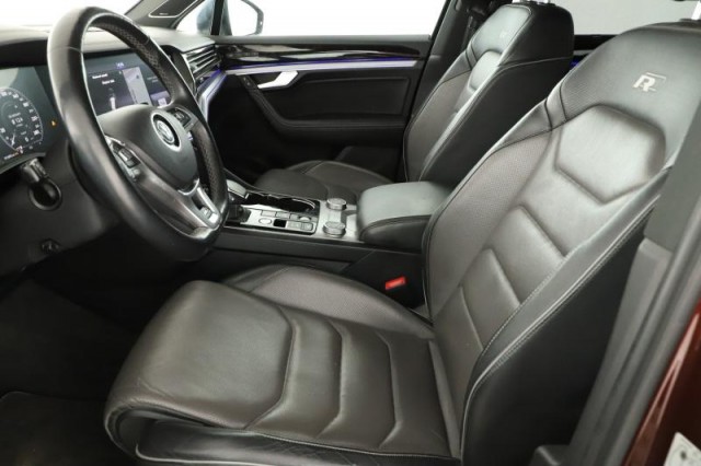 Volkswagen Touareg  3.0 TDI R-Line