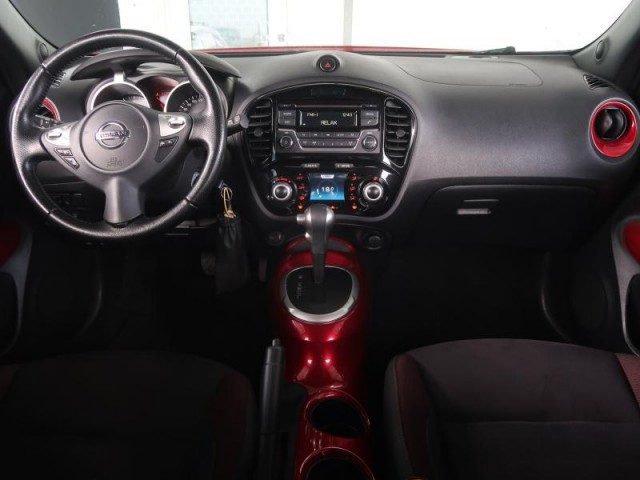 Nissan Juke  1.6 i 
