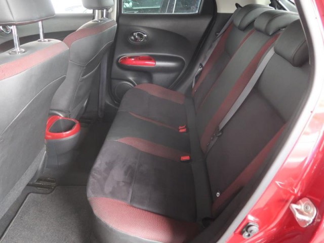 Nissan Juke  1.6 i 