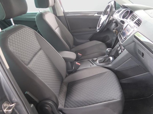 Volkswagen Tiguan  2.0 TDI 