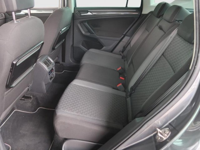 Volkswagen Tiguan  2.0 TDI 