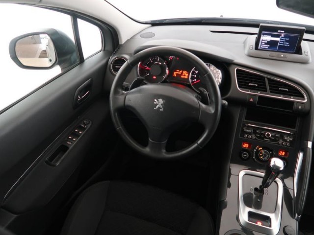 Peugeot 3008  1.6 HDi 