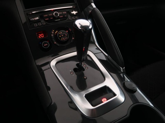Peugeot 3008  1.6 HDi 