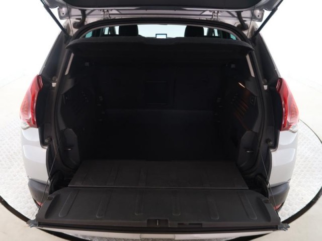Peugeot 3008  1.6 HDi 