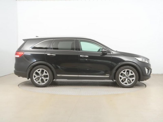 Kia Sorento  2.2 CRDi 
