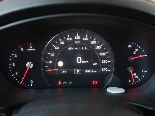 Kia Sorento  2.2 CRDi 