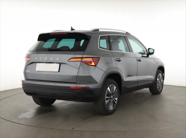 Škoda Karoq  1.5 TSI Drive