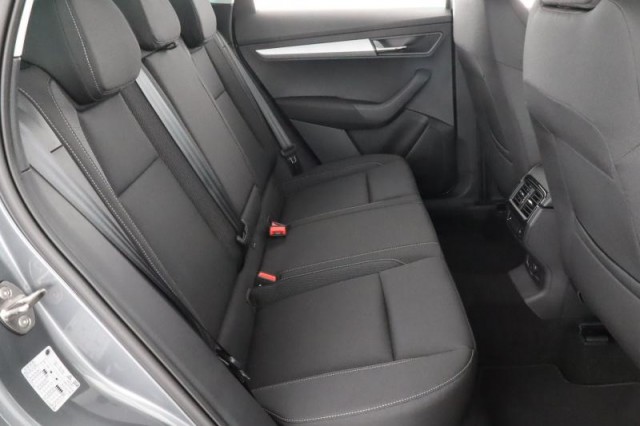 Škoda Karoq  1.5 TSI Drive