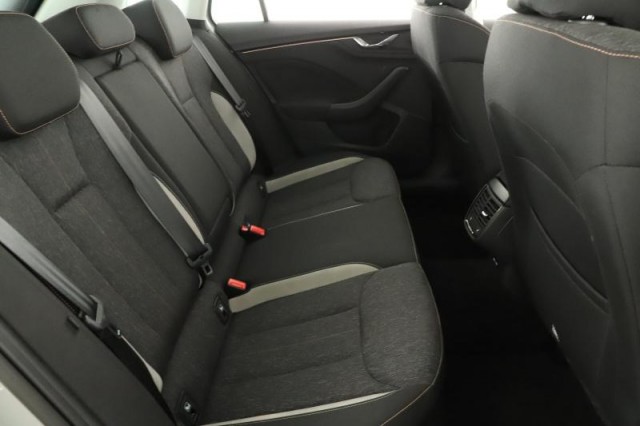 Škoda Kamiq  1.5 TSI Style