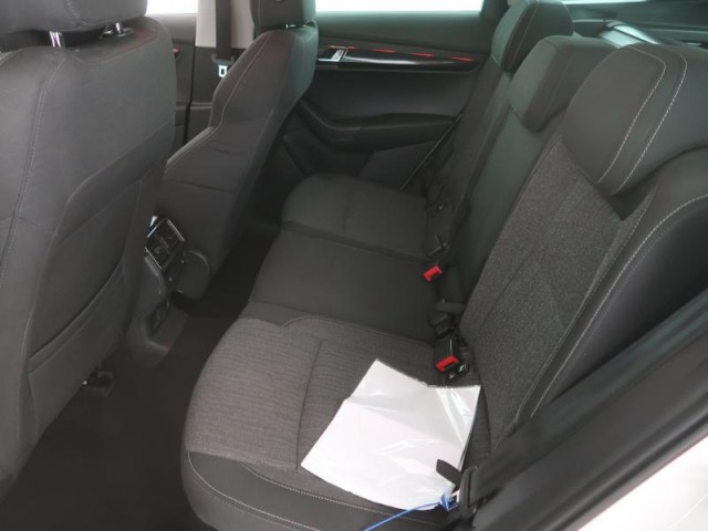 Škoda Karoq  1.5 TSI Style