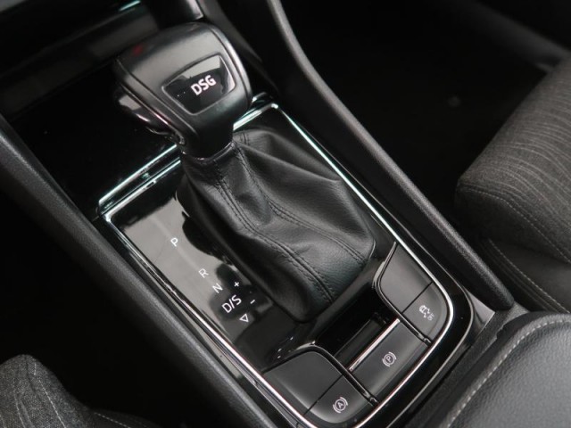 Škoda Karoq  1.5 TSI Style