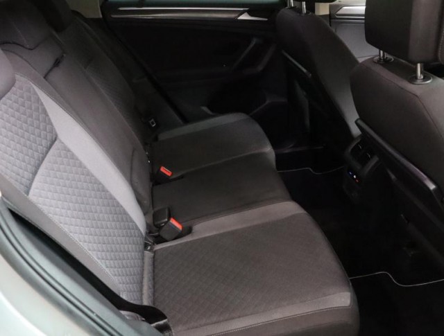 Volkswagen Tiguan  2.0 TDI 