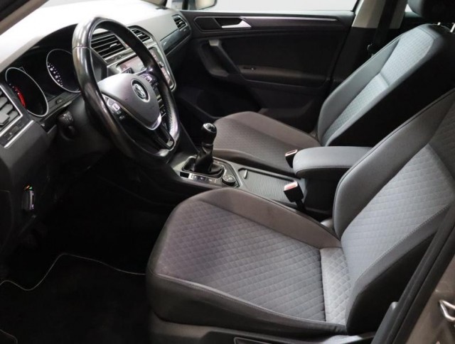 Volkswagen Tiguan  2.0 TDI 