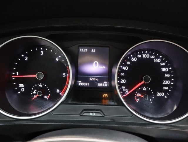 Volkswagen Tiguan  2.0 TDI 