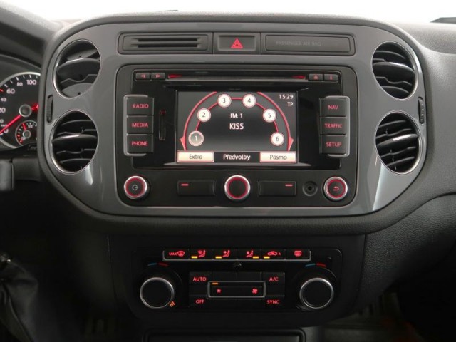 Volkswagen Tiguan  2.0 TDI 