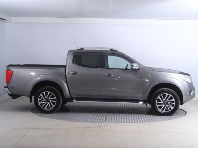 Nissan Navara  2.3 dCi 