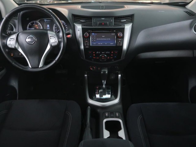 Nissan Navara  2.3 dCi 