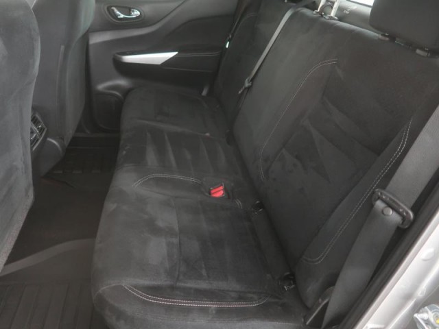 Nissan Navara  2.3 dCi 