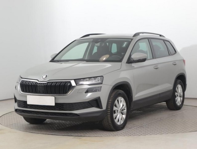 Škoda Karoq  1.5 TSI Fresh