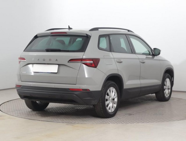 Škoda Karoq  1.5 TSI Fresh